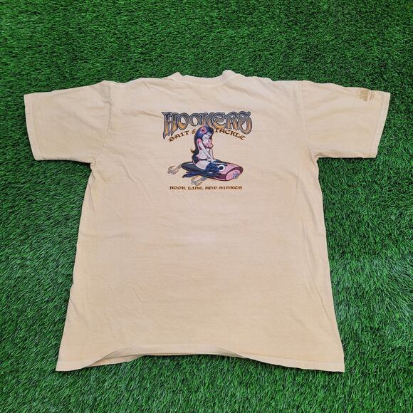 Vintage Fishing Shirt Womens Large 22x27 Yellow Hookers - Picture 2 of 16